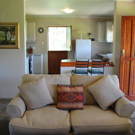 Cicada Self Catering Cottage Underberg Esterno foto