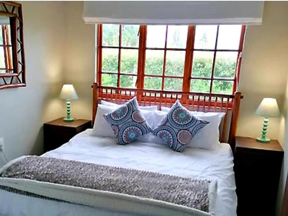Cicada Self Catering Cottage Underberg Esterno foto